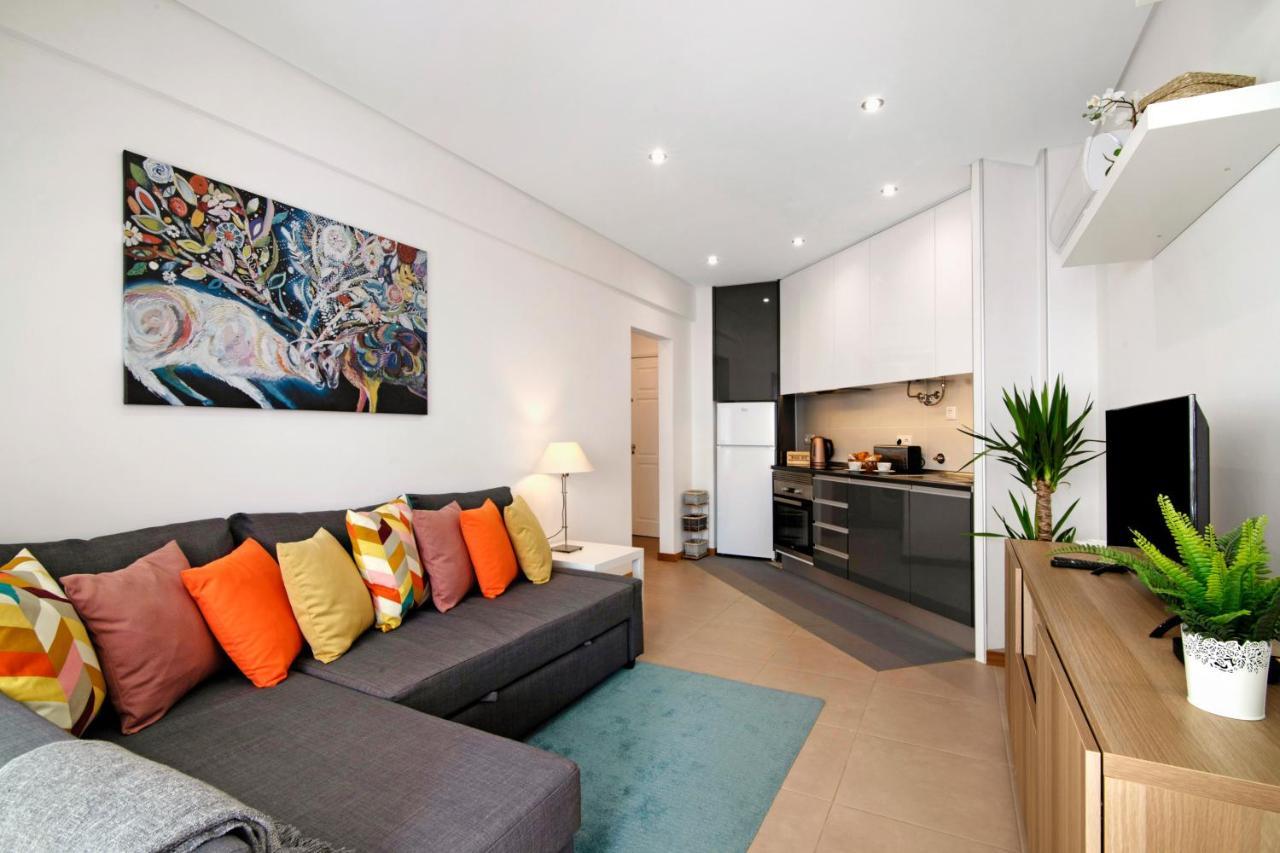 Peron Apartment *